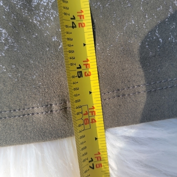 2/$20 Evolution and Creation Metallic Snakeskin Print Crop Top M - Picture 8 of 8